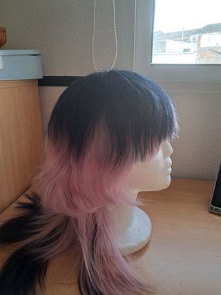 Peluca bicolor negra y rosa rindou haitani