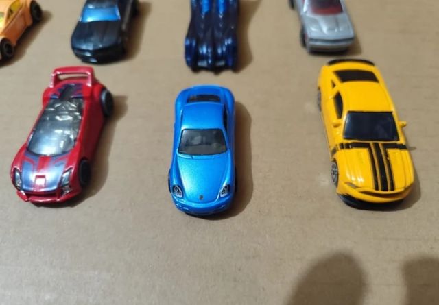 30 Hot Wheels - Coches  miniatura