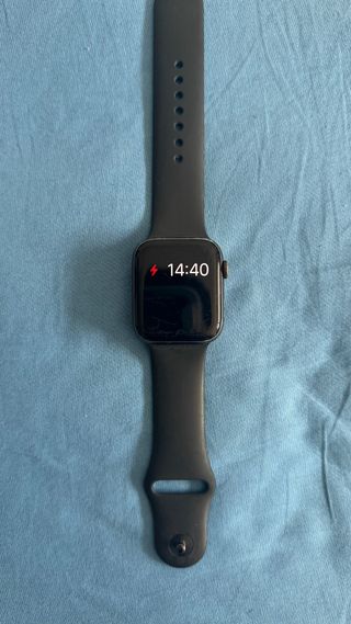 Apple Watch SE 44mm GPS negro