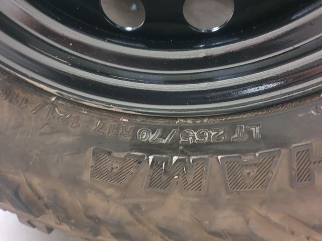 Neumáticos Yokohama Geolandar M/T 265/70/17