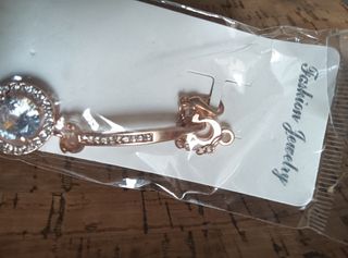 Pulsera dorada con zirconias