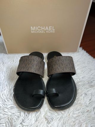 Sandalias Michael Kors planas