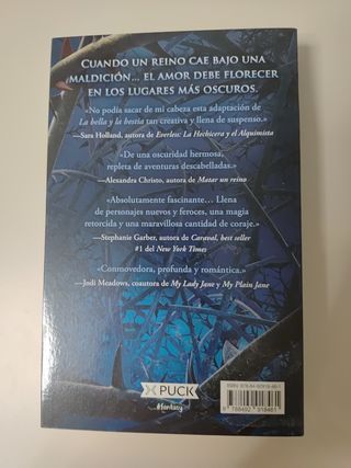 Una maldición oscura y solitaria (Spanish Edition)