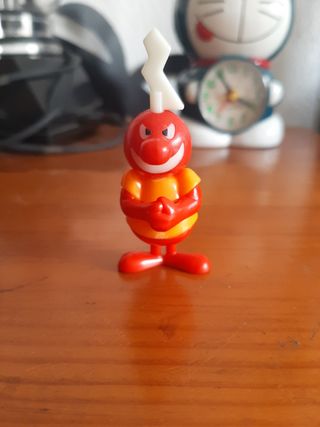 Figura de huevo kinder sorpresa