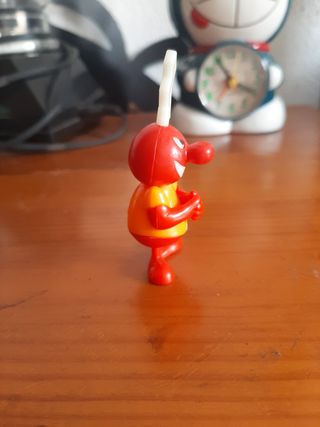Figura de huevo kinder sorpresa
