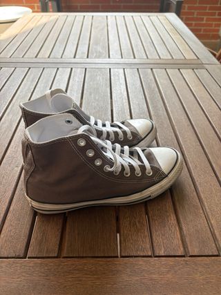 Converse Chuck Taylor Marrón