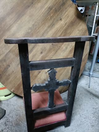 Reclinatorio, reclinario antiguo de madera 