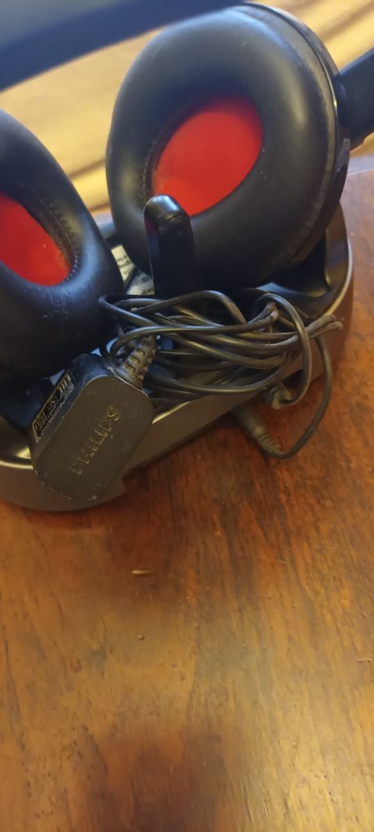 Auriculares vintage Philips inalámbricos .