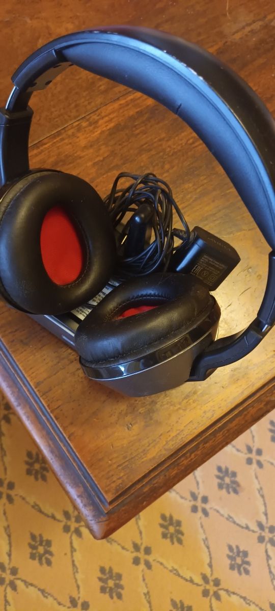 Auriculares vintage Philips inalámbricos .