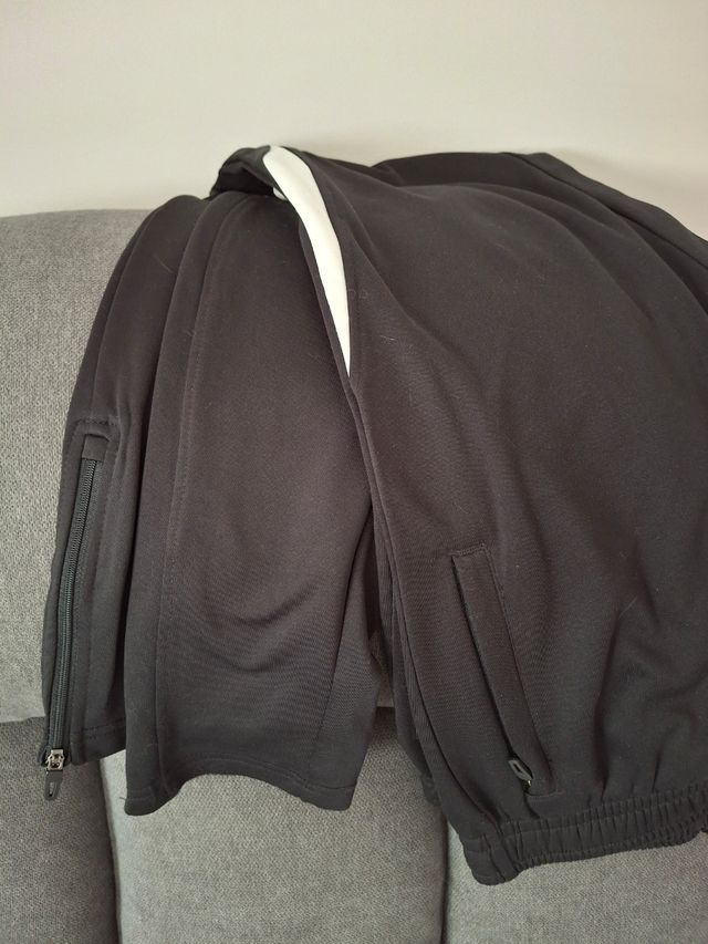 Pantalón chándal Joma negro,usado 2 veces
