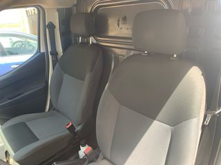 Nissan NV200 2015