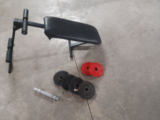 Banco abdominales + pesas