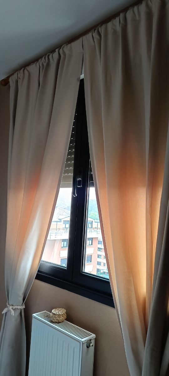 Cortinas beige - 2 unidades