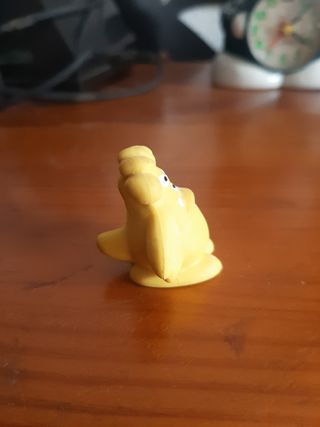 Figura de huevo kinder sorpresa active