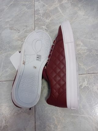 Zapatillas Guess 