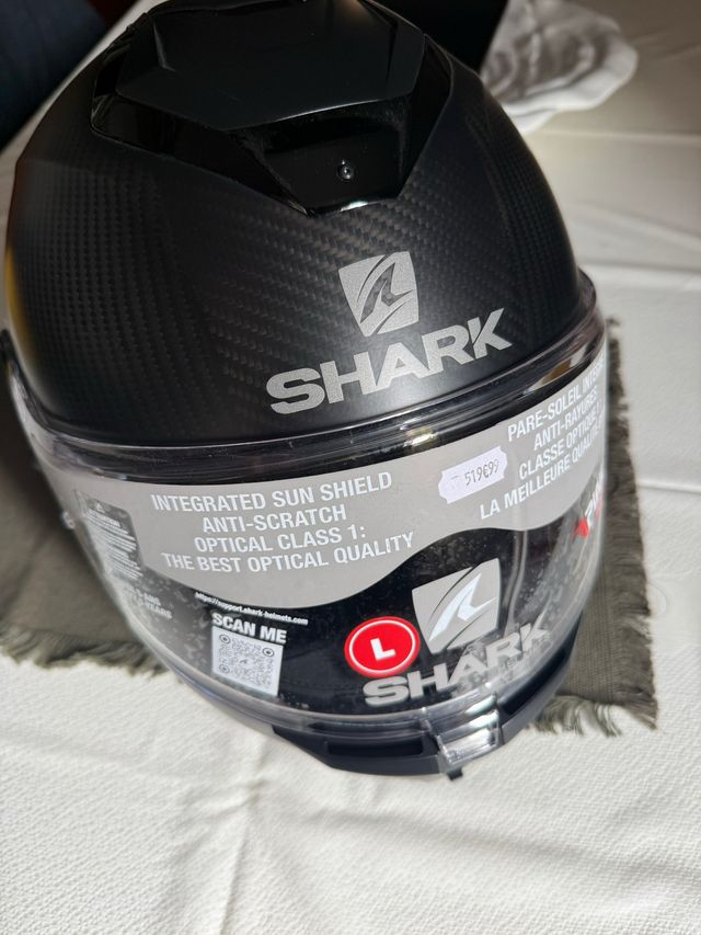 Casco SHARK VZ300 Carbono