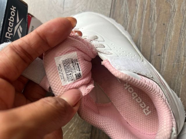 Zapatillas Reebok niña talla 22,5