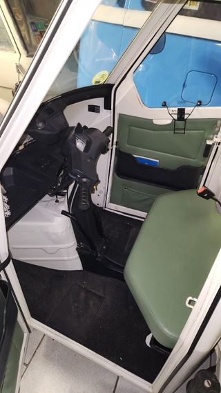 Piaggio ape 2018 Distintivo B