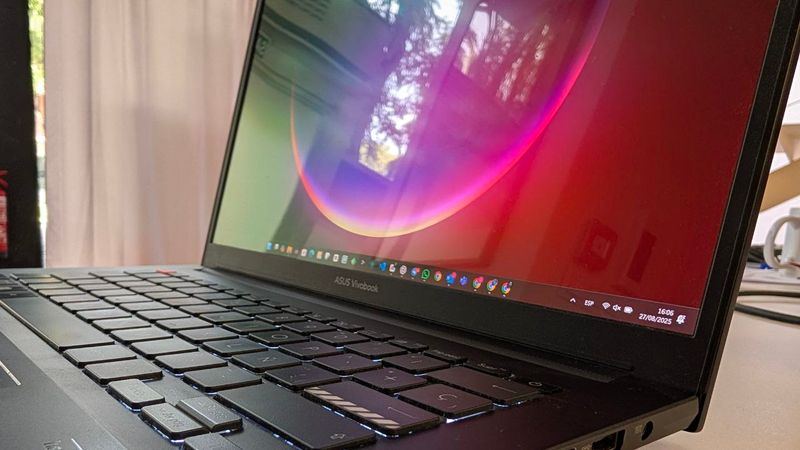 Asus Vivobook Pro 14X OLED afbeelding 4