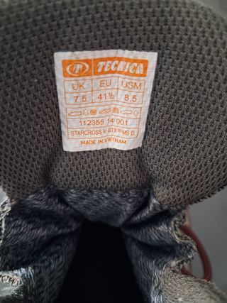Scarponi da montagna Goretex n. 41