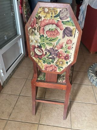 2 Sillas madera vintage