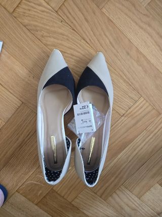 Salones beige y negro