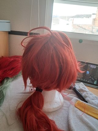 Peluca larga roja diluc genshin 