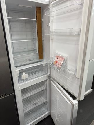 OFERTA, NEVERA COMBI NO FROST ( DISPLAY-BLANCA ) !
