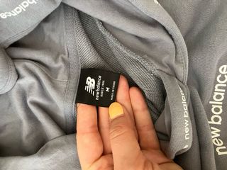  sudadera New Balance gris 