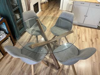 Mesa redonda cristal + 4 sillas