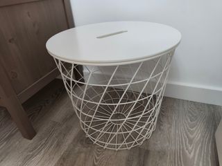 Mesa auxiliar IKEA Kvistbro blanca