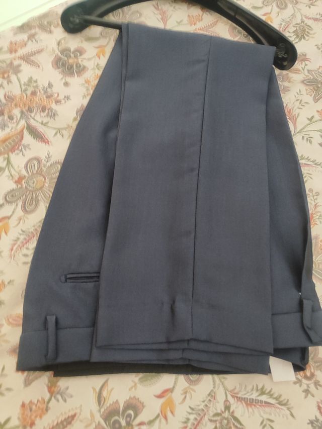 Traje azul hombre - Talla L (50)- Urge venta