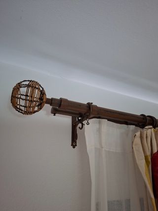 Cortinas salón rojas y beige