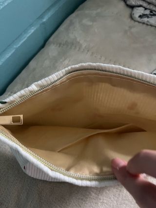 Estuche de maquillaje estampado cerezas 