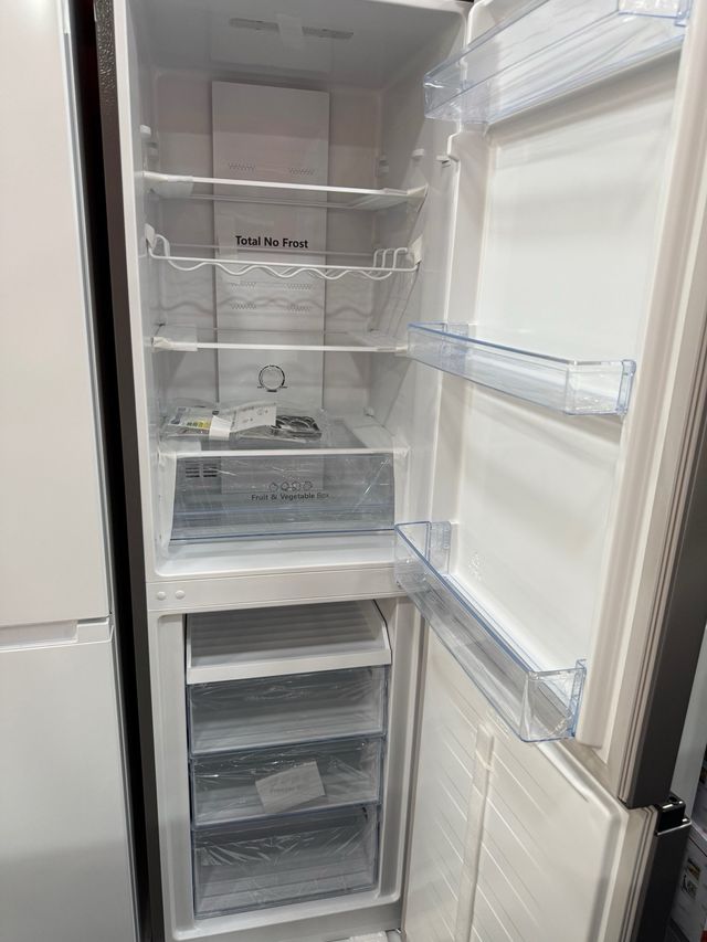 OFERTA NEVERA COMBI HISENSE 180X55cm ( NO FROST )