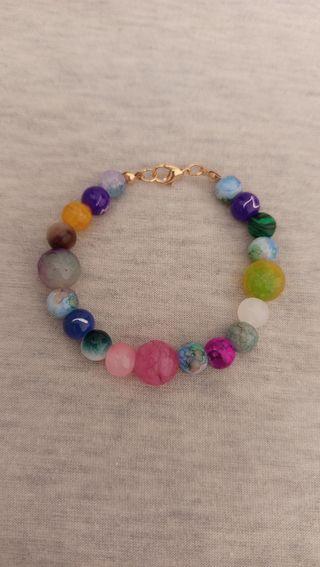 Pulsera artesanal multicolor