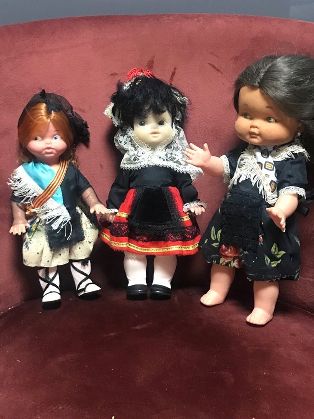 Costume regionale 14 bambole