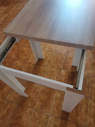Mesa cocina extensible - blanca y beige