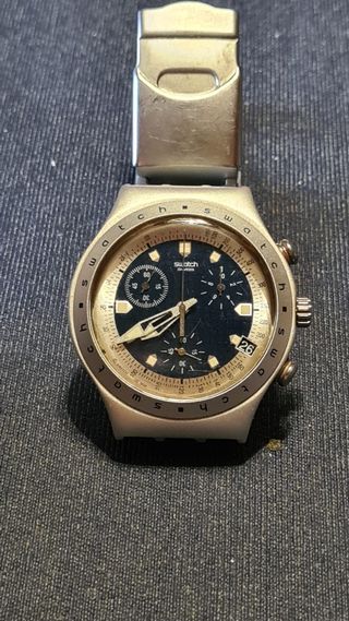 Orologi Seiko SQ100 e Swatch Irony Chrono