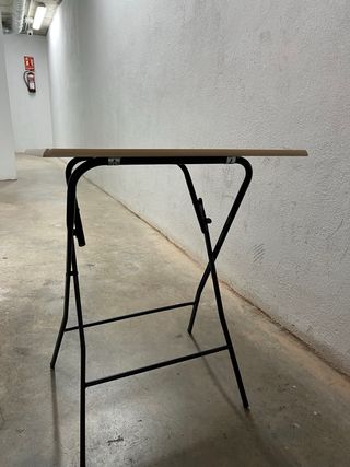 Mesa plegable auxiliar - beige