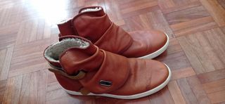 Botines borrego marrón