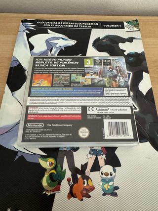 Pokémon Edición Negra con guía oficial