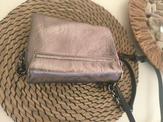 Bolso bandolera plateado