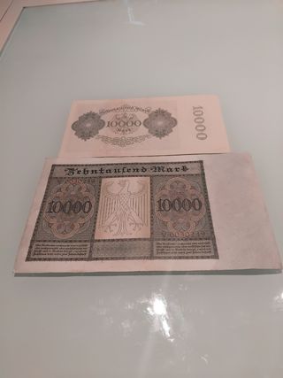 2 Billetes 10000 Marcos Alemanes (1922)