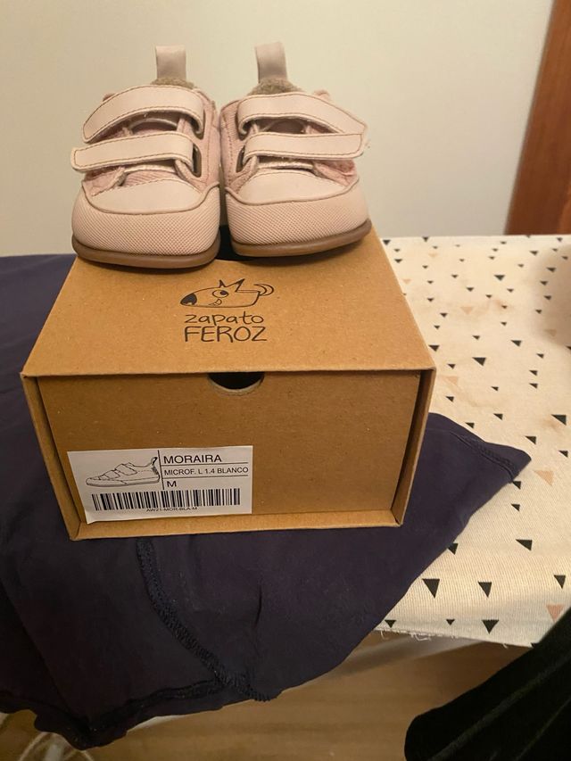 Zapato Feroz Moraira Rosa - Talla M