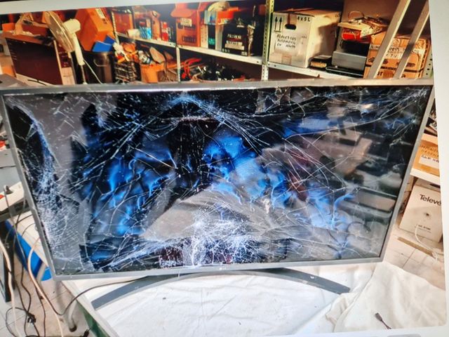 Despiece de TV LG 43UN74006LB 