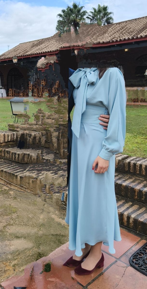 Vestido Coosy azul celeste evento invitada boda