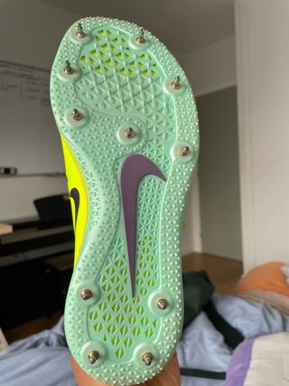 Zapatillas clavos Nike atletismo amarillas