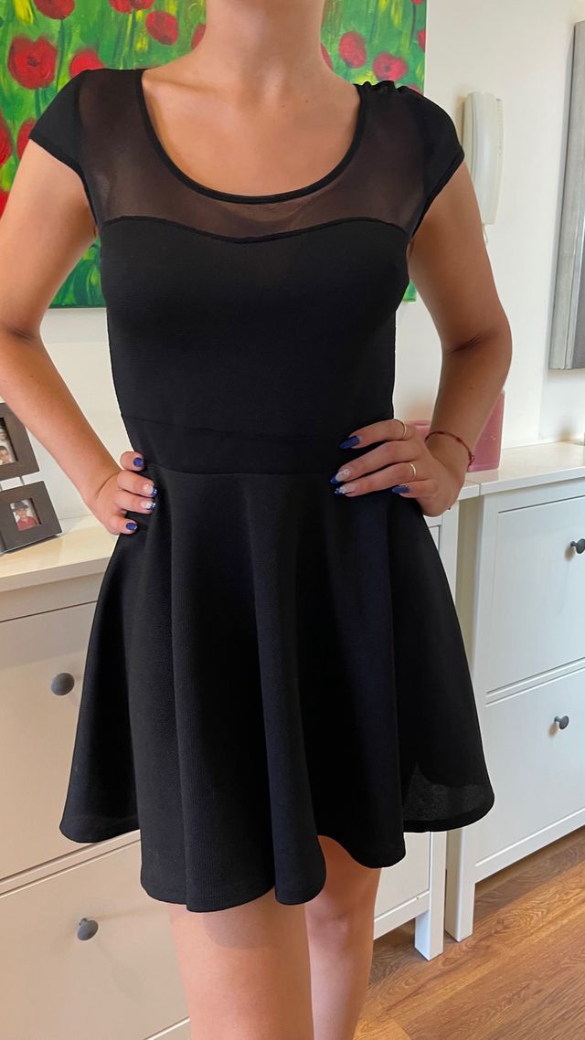 Vestido negro skater