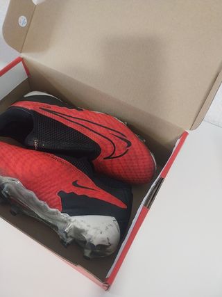 Botas Nike Phantom Vision 40